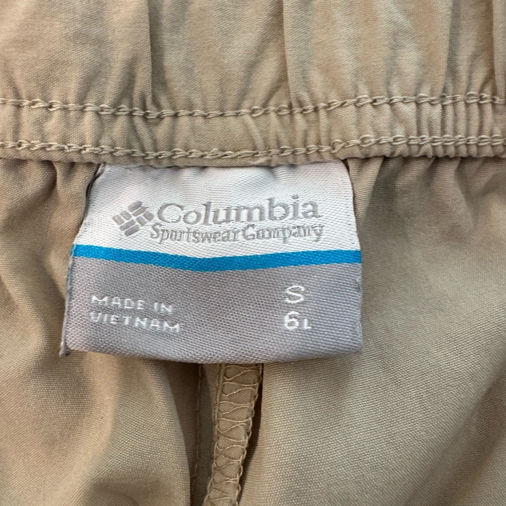 Columbia PFG fishing shorts size small 6L. - Picture 4 of 4